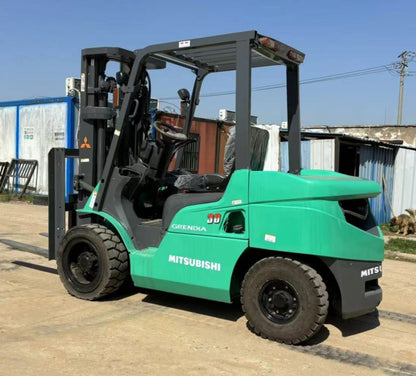 Mitsubishi 3.0 TONS DIESEL 2015 ΙΣΤΟΣ(DUOLEX,TRIPLEX) ΥΨΟΣ 4,0μ ΩΡΕΣ ΛΕΙΤΟΥΡΓΙΑΣ 2.800