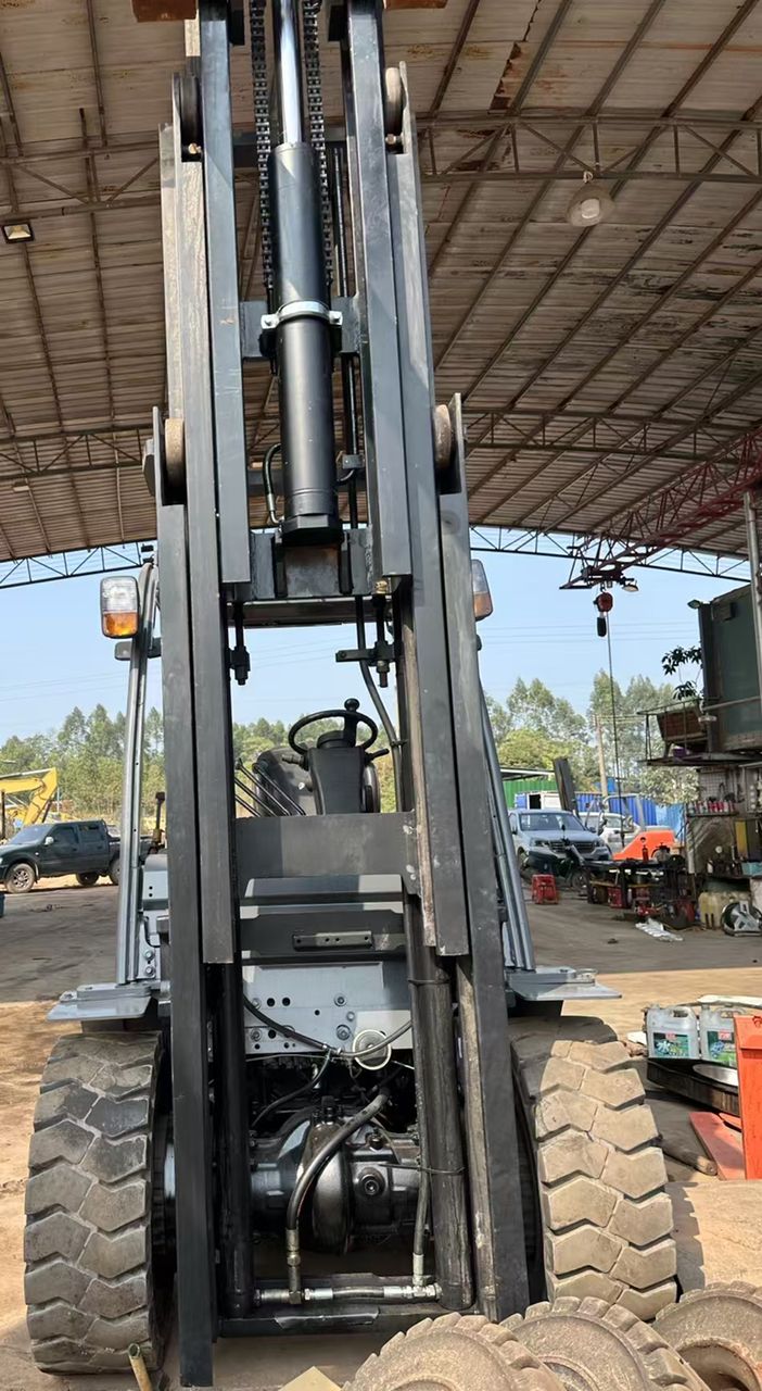 5.0 TONS 2017 DIESEL TOYOTA (TRIPLEX)